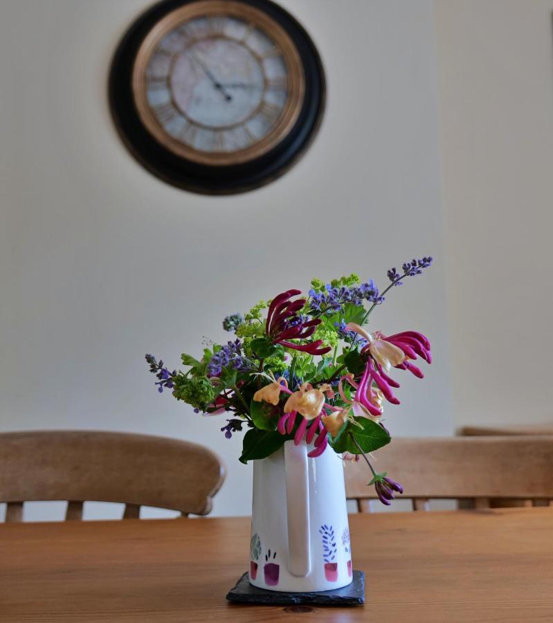Country Cottage With Far Reaching Views Presteigne エクステリア 写真