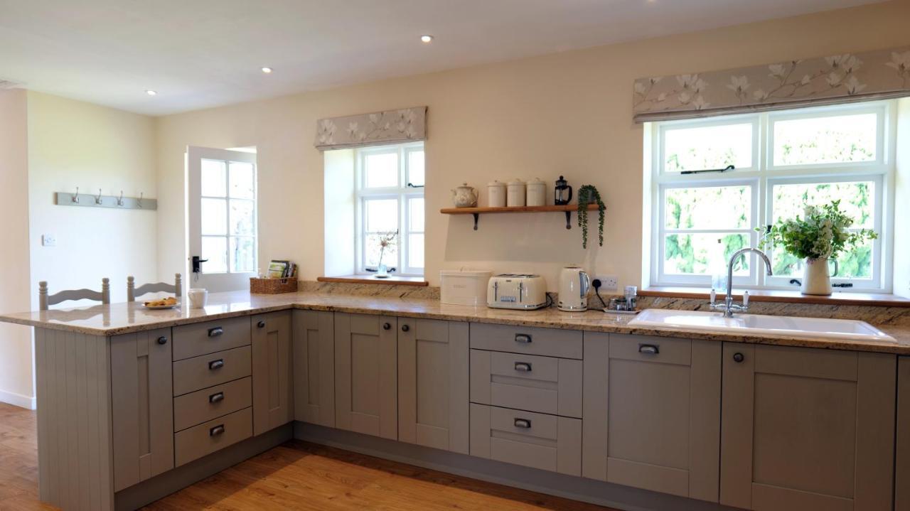Country Cottage With Far Reaching Views Presteigne エクステリア 写真