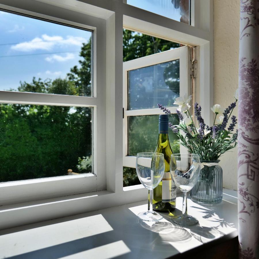 Country Cottage With Far Reaching Views Presteigne エクステリア 写真